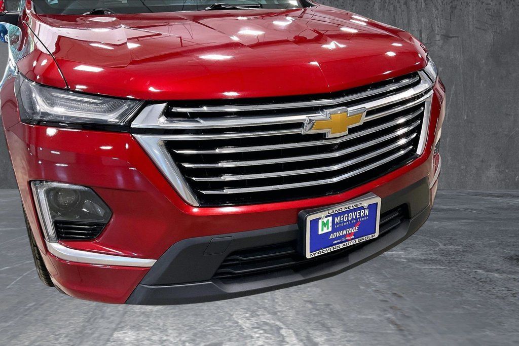 Used 2023 Chevrolet Traverse Premier AWD/4WD image 35
