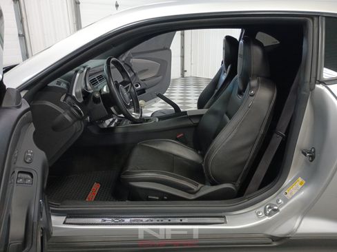 Used 2010 Chevrolet Camaro SS w/ LPO, Ground Effects Package RWD image 36