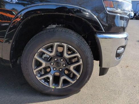 New 2026 RAM 1500 Laramie AWD/4WD image 9