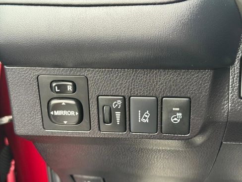 Certified 2018 Toyota RAV4 Adventure image 14