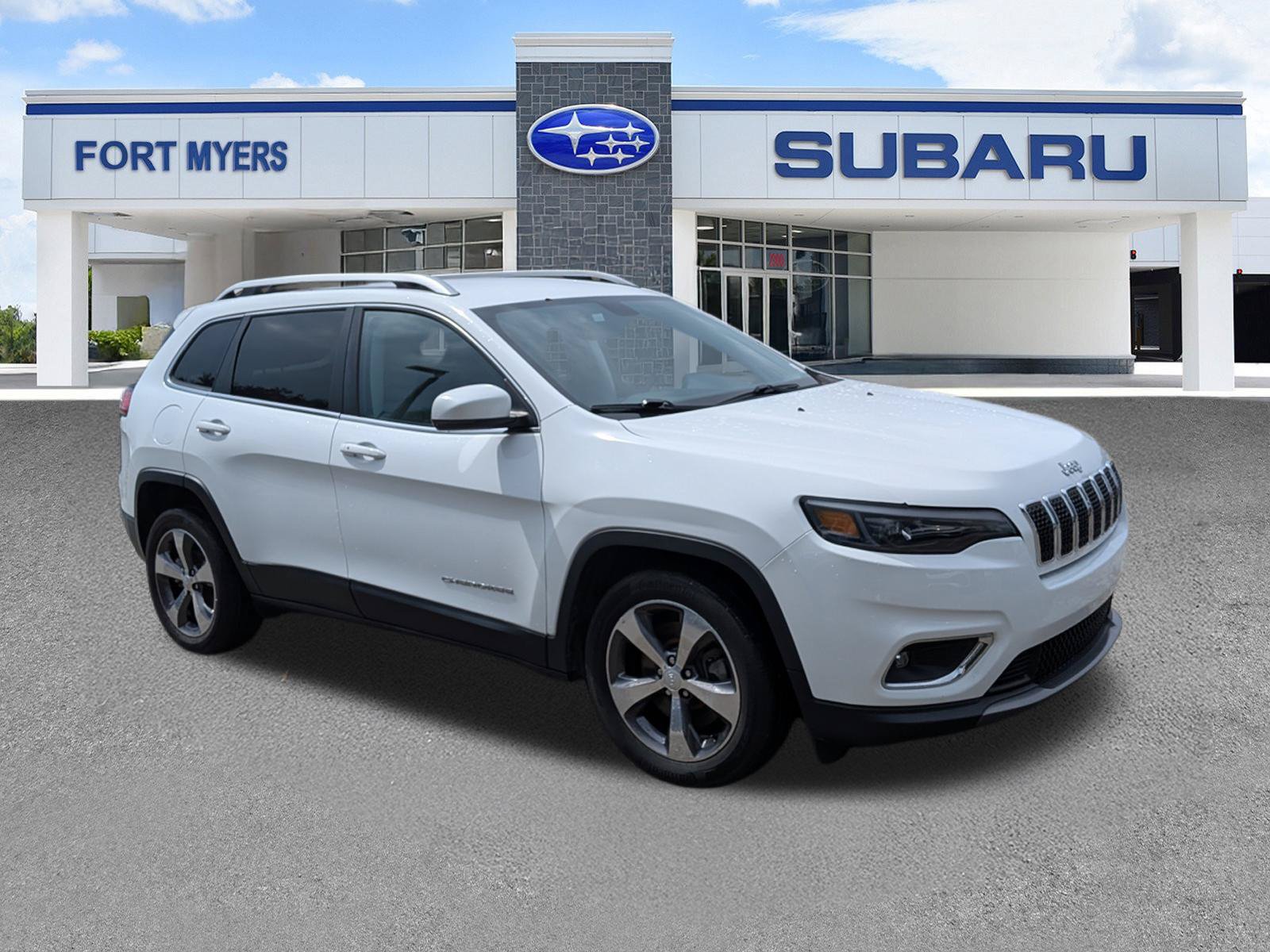 Used 2020 Jeep Cherokee Limited FWD image 2