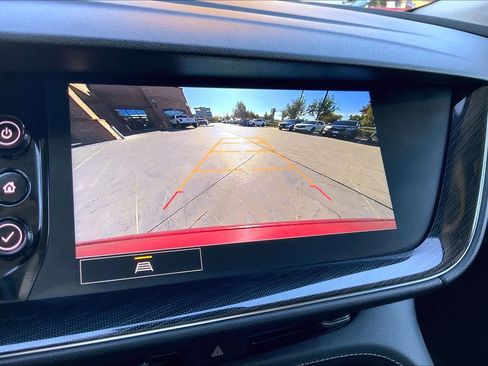 Used 2023 Buick Envision Essence image 26