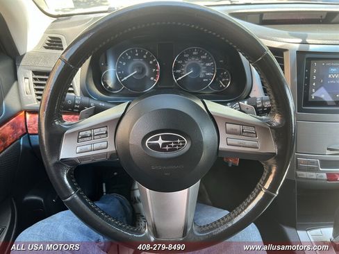 Used 2010 Subaru Outback 2.5i Limited AWD/4WD image 19
