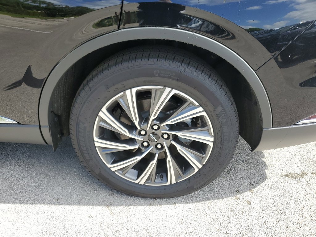 New 2026 Lincoln Aviator 2WD image 8