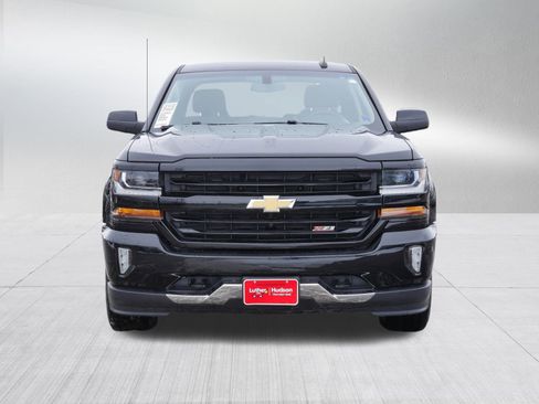 Used 2018 Chevrolet Silverado 1500 LT w/ All Star Edition image 2