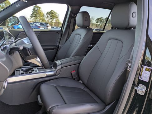 Certified 2025 Mercedes-Benz GLB 250 250 image 17