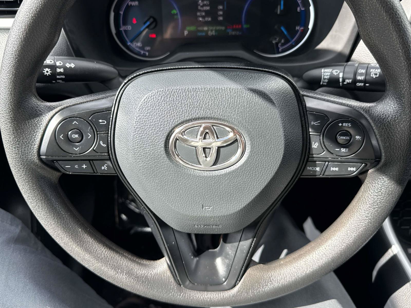 Used 2025 Toyota RAV4 XLE AWD/4WD image 27