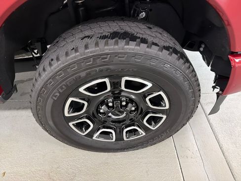 Used 2026 Ford F250 Platinum AWD/4WD image 5