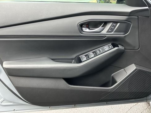 Used 2025 Honda Accord Touring image 14