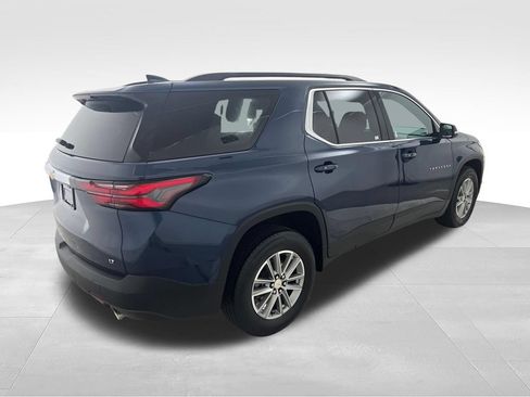 Used 2023 Chevrolet Traverse LT FWD image 5