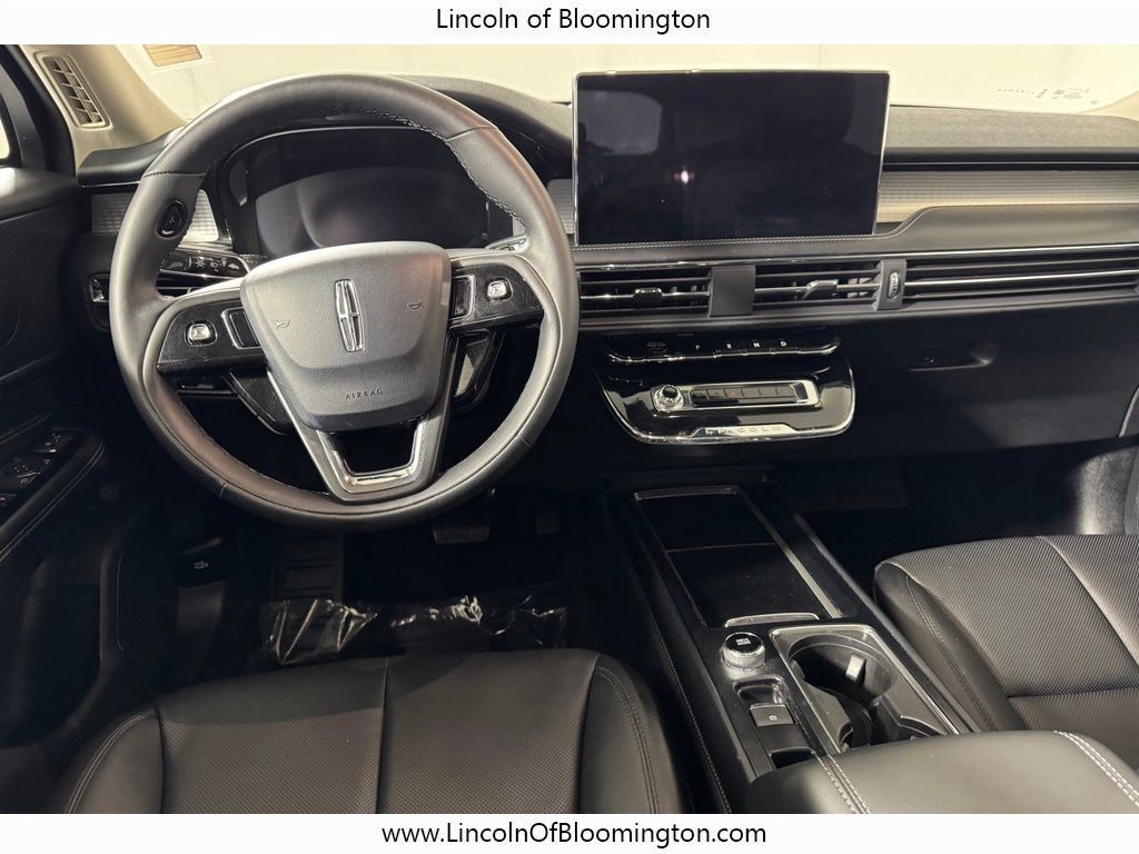 Used 2023 Lincoln Corsair AWD w/ Equipment Group 101A image 19