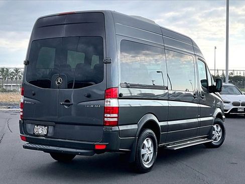 Used 2011 Mercedes-Benz Sprinter 2500 image 2