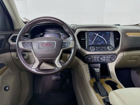 Used 2018 GMC Acadia Denali w/ Technology Package image 27