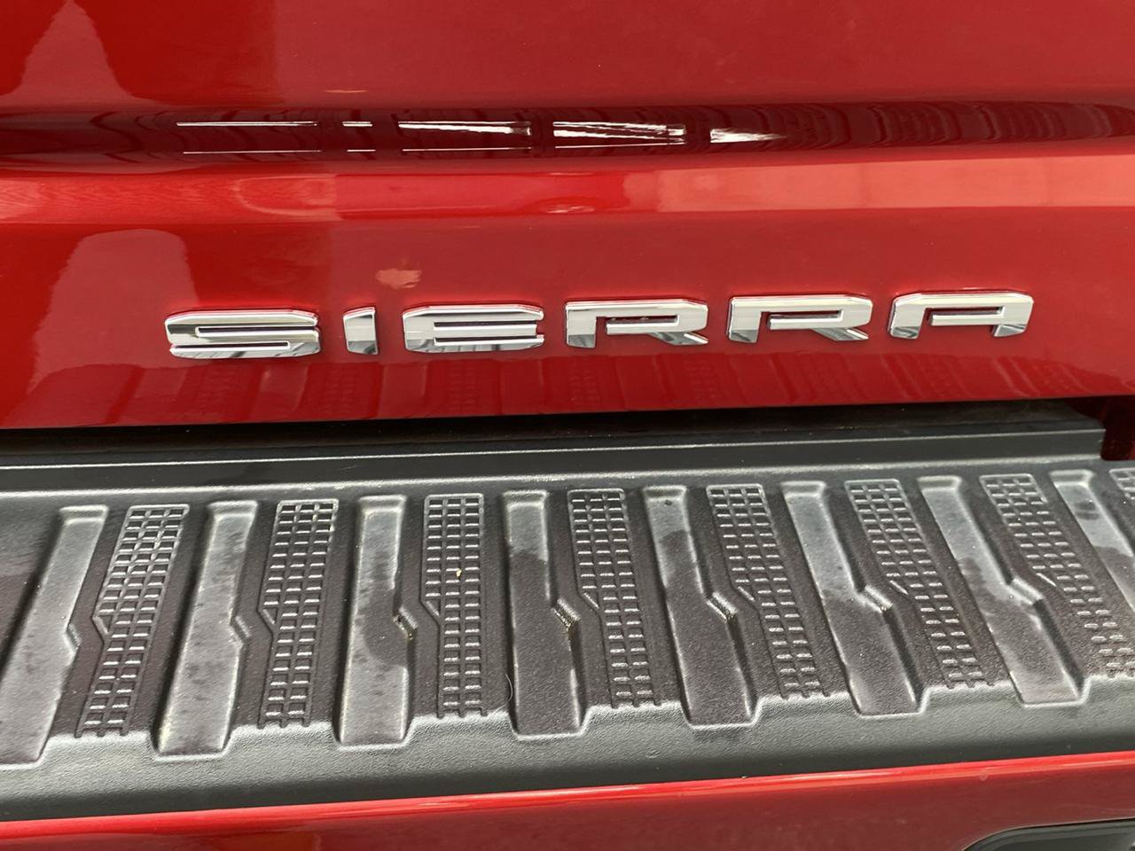 Used 2024 GMC Sierra 2500 Denali w/ Denali Reserve Package AWD/4WD image 34