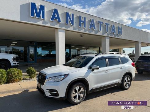 Used 2022 Subaru Ascent Premium AWD/4WD image 1