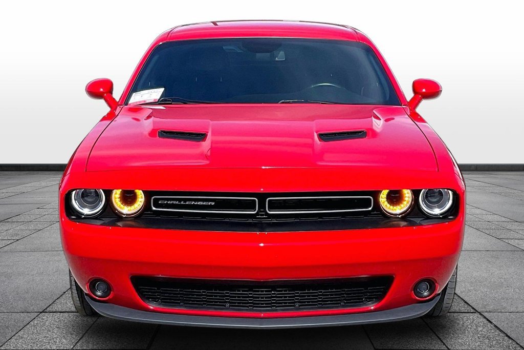 Used 2017 Dodge Challenger SXT Plus RWD image 3