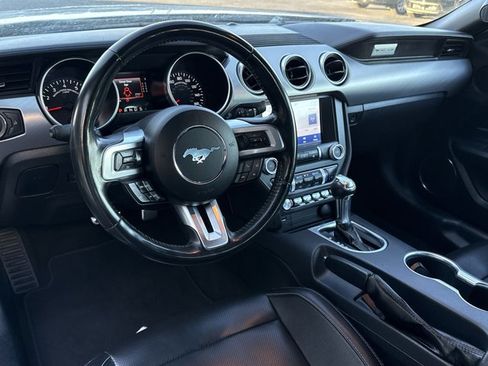 Used 2023 Ford Mustang Premium image 7
