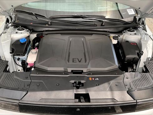 Certified 2026 Hyundai Ioniq 5 Limited RWD image 31