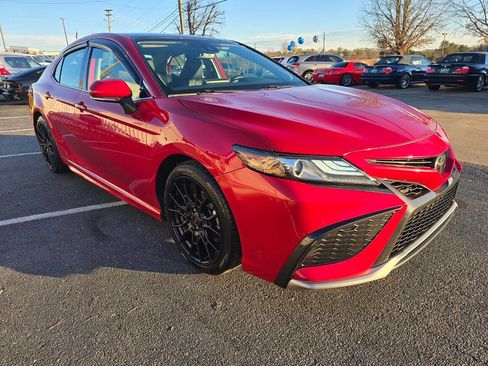 Used 2022 Toyota Camry XSE w/ Navigation Package image 8