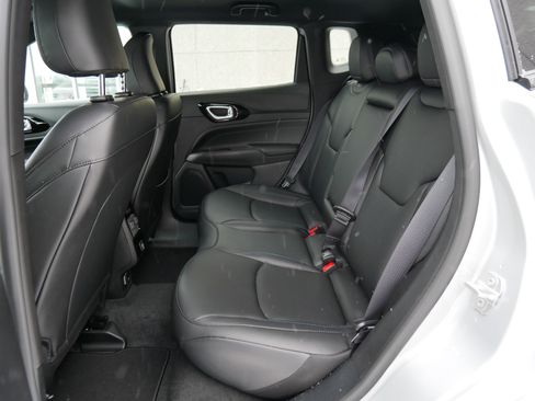 New 2026 Jeep Compass Limited image 7