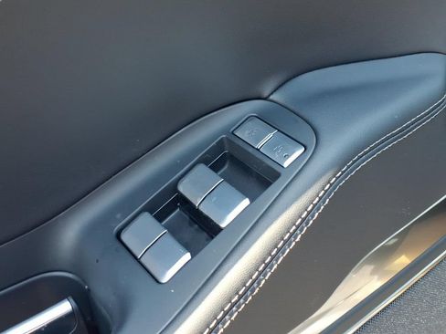 New 2026 Lincoln Navigator Reserve w/ Jet Appearance Package AWD/4WD image 17