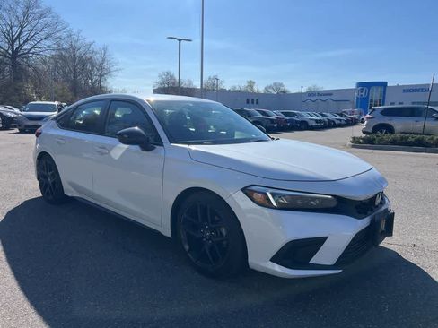 Used 2023 Honda Civic Sport image 16