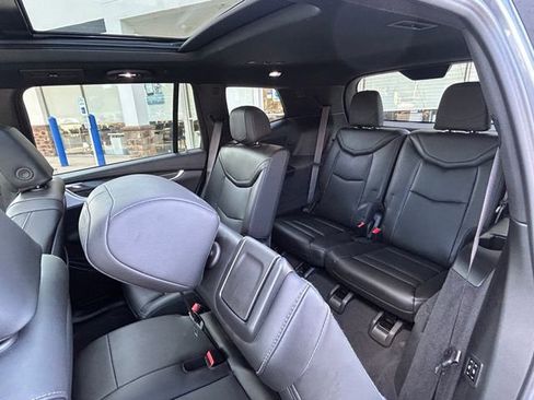 Used 2024 Cadillac XT6 Sport image 23