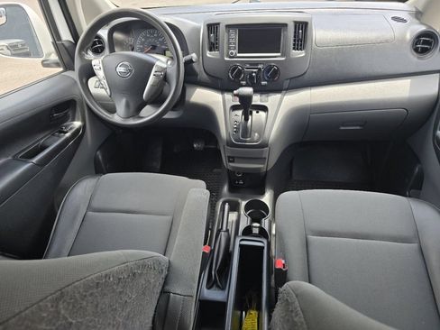 Used 2020 Nissan NV200 SV w/ Sliding Glass Door Package FWD image 19