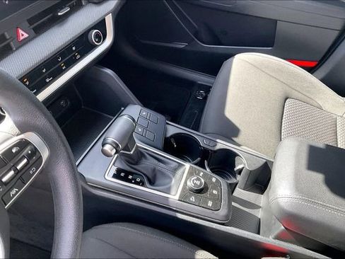 Used 2024 Kia Sportage LX image 13