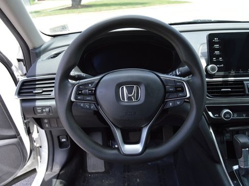 Used 2021 Honda Accord LX image 9