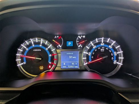 Used 2019 Toyota 4Runner TRD Off-Road image 11