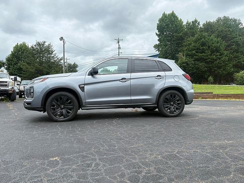 Used 2024 Mitsubishi Outlander Sport LE AWD/4WD image 3