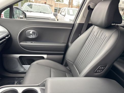 Used 2026 Hyundai Ioniq 9 Calligraphy image 31