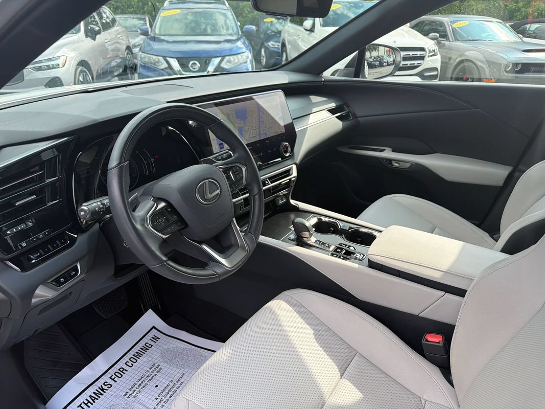 Used 2024 Lexus RX 350 Premium w/ Accessory Package (Z1) AWD/4WD image 15
