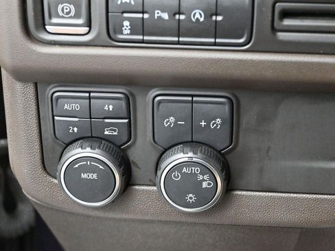 Used 2023 Chevrolet Tahoe LT AWD/4WD image 26