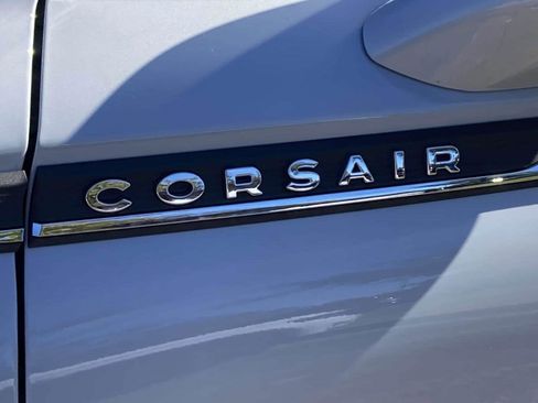 New 2025 Lincoln Corsair Reserve image 13
