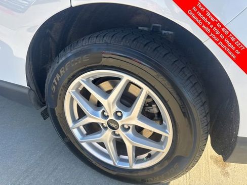 Used 2024 Ford Edge SEL image 9