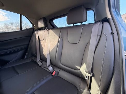 Used 2024 Buick Encore GX Sport Touring image 15