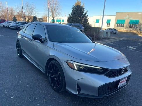 Used 2025 Honda Civic Sport image 2