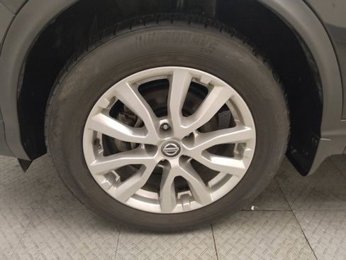 Used 2021 Nissan Rogue Sport SV image 31