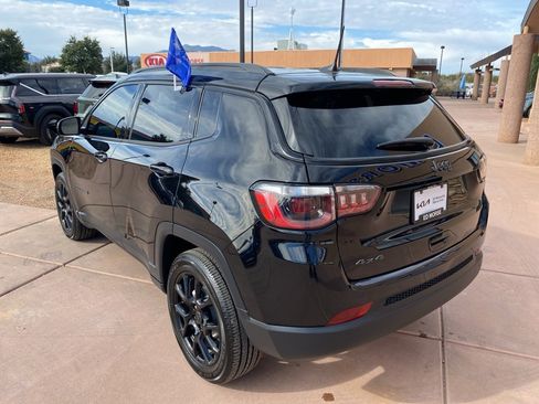 Used 2025 Jeep Compass Latitude w/ Altitude Special Edition image 6