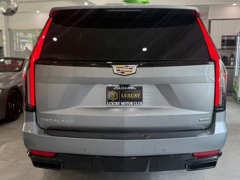 Used 2024 Cadillac Escalade ESV Sport Platinum AWD/4WD image 8