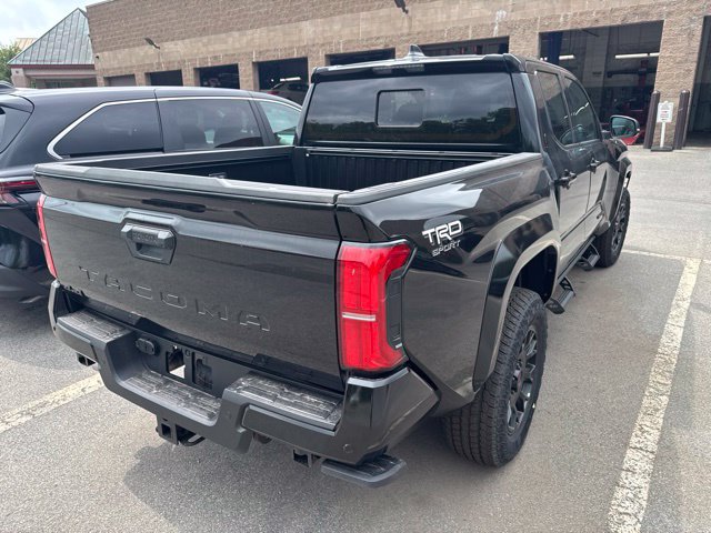 New 2026 Toyota Tacoma TRD Sport w/ TRD Sport Upgrade Package AWD/4WD image 11