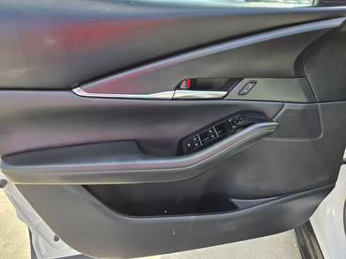 Used 2025 MAZDA CX-30 AWD 2.5 S w/ Preferred Package image 13