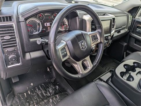Used 2017 RAM 1500 Laramie image 10