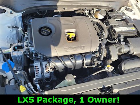 Used 2023 Kia Forte LXS image 17