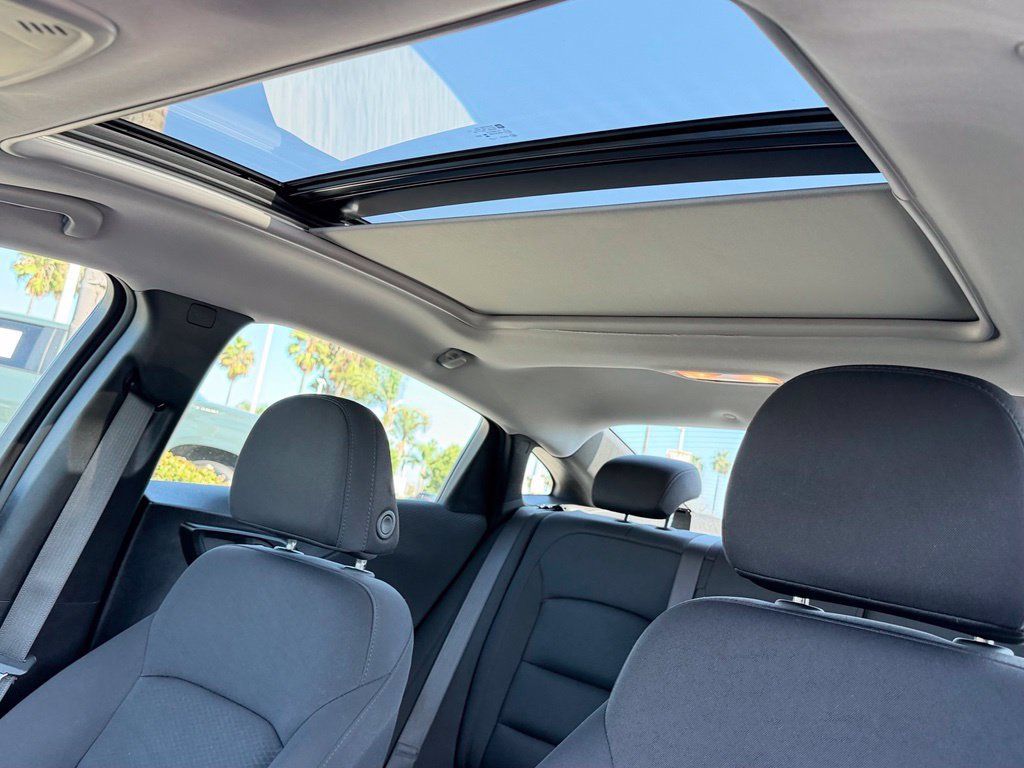 Used 2024 Chevrolet Malibu LT FWD image 13