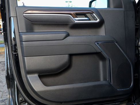 Certified 2023 Chevrolet Silverado 1500 RST image 36