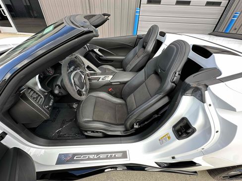Used 2017 Chevrolet Corvette Grand Sport image 38