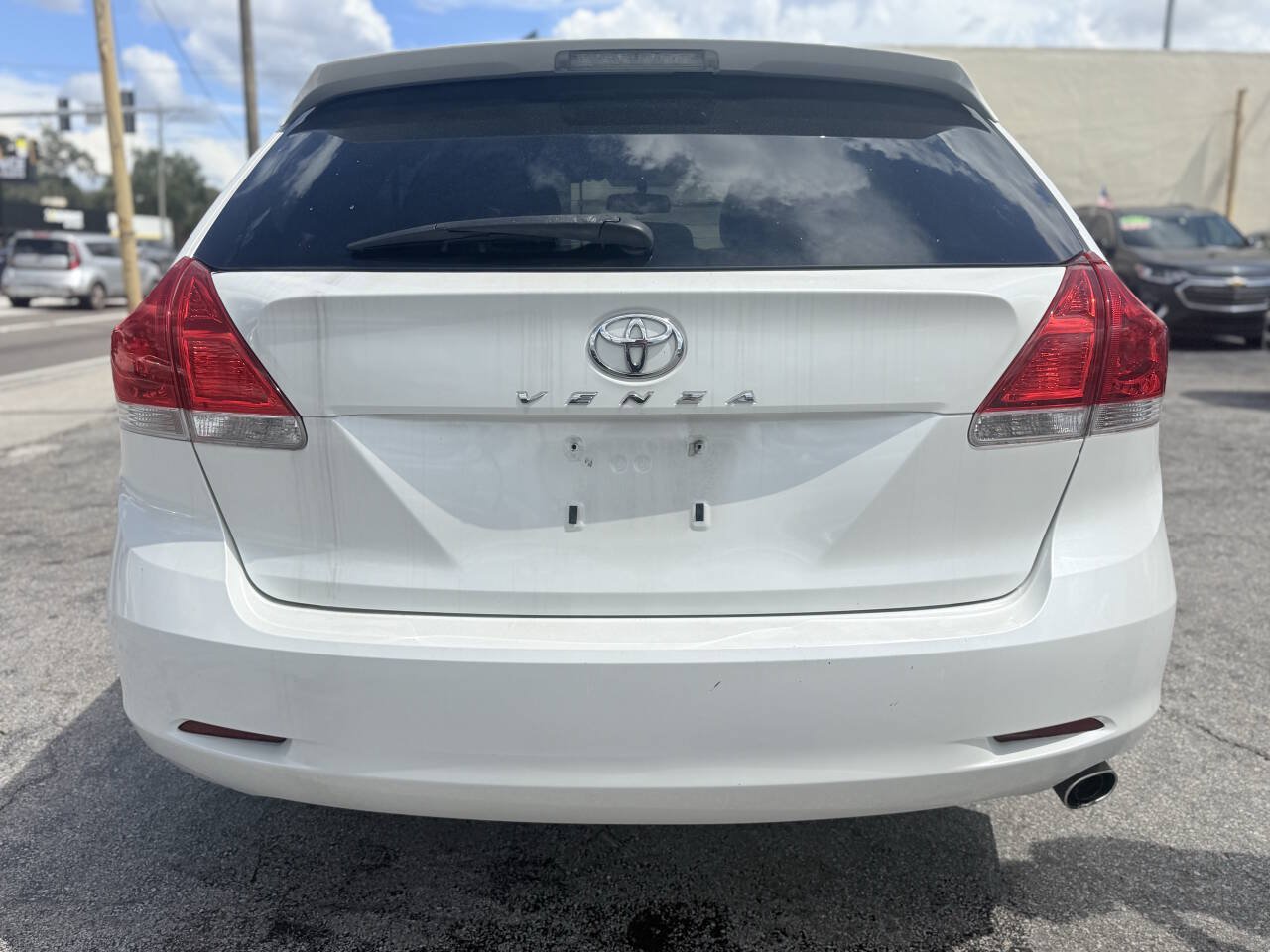 Used 2010 Toyota Venza FWD image 9